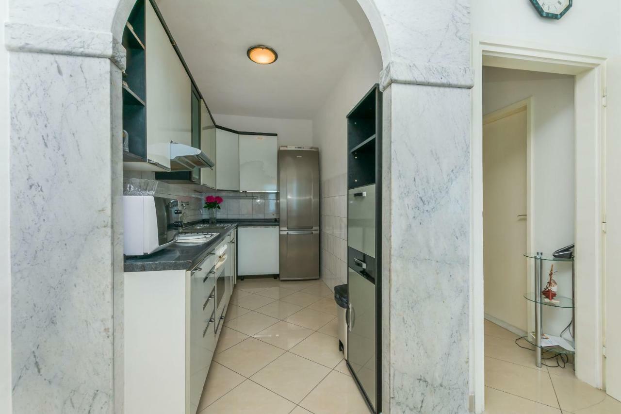 Apartment Marijana 오미스 외부 사진