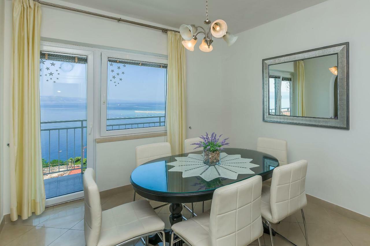 Apartment Marijana 오미스 외부 사진